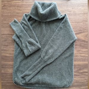 100% Cashmere Cowl Neck/Turtle Neck Sweater
